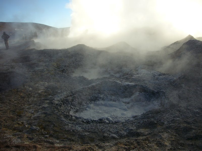 Travel - Bolivia - Salar De Uyuni - Geyser